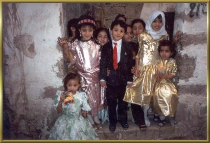 Ein Haus voller "Prinzen und Prinzessinnen" in Sana'a - Eid as-seghrir