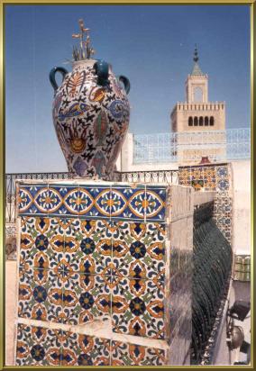 Über den Dächern der Medina von Tunis
